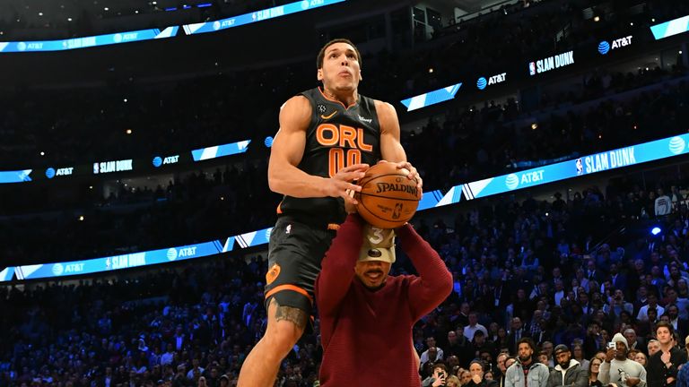 Aaron Gordon&#39;s third dunk - #00 of the Orlando Magic participates in the 2020 NBA All-Star - AT&T Slam Dunk on February 15, 2020 at the United Center in Chicago, Illinois. 