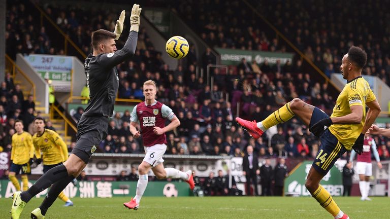 El Arsenal no registró un disparo al blanco hasta el minuto 37 contra Burnley