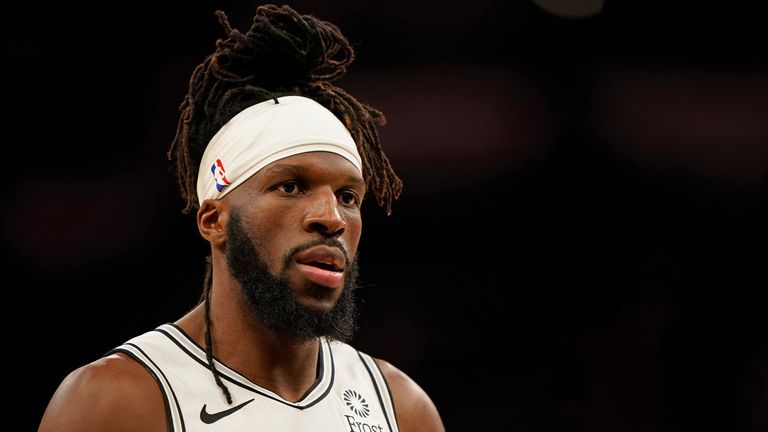 DeMarre Carroll in action for the San Antonio Spurs against the Rockets in December 