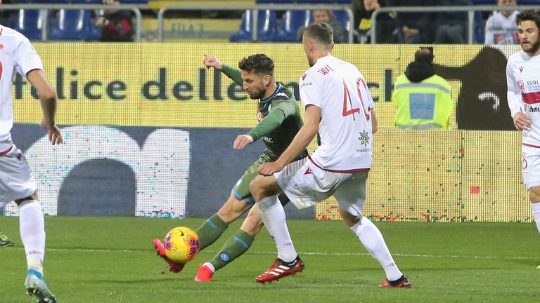 Dries Mertens scores with a brilliant strike to give Napoli victory over Cagliari