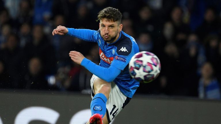 Dries Mertens' 30th-minute strike puts Napoli ahead against Barcelona