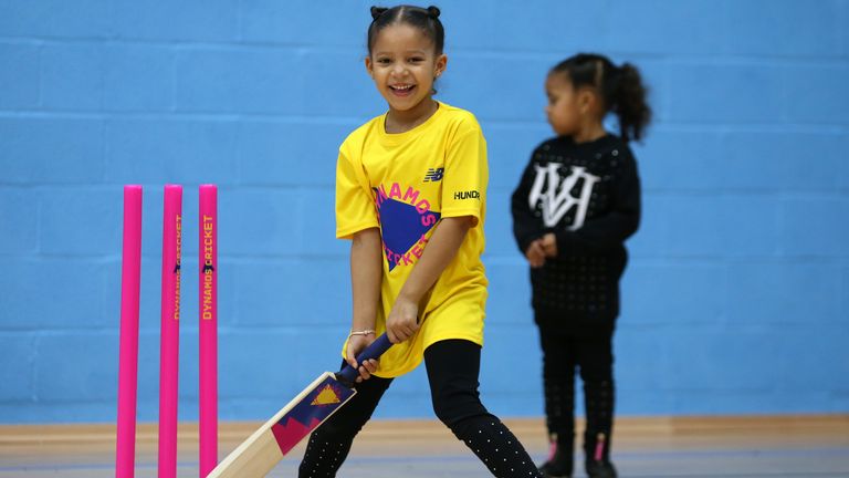 Dynamos Cricket es la nueva iniciativa del BCE dirigida a niños de 8 a 11 años.