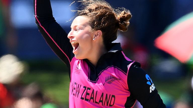 MELBOURNE, AUSTRALIA - FEBRUARY 29: Hayley Jensen of New Zealand celebrates getting the wicket of Rumana Ahmed of Bangladesh during the ICC Women's T20 Cricket World Cup match between New Zealand and Bangladesh at Junction Oval on February 29, 2020 in Melbourne, 