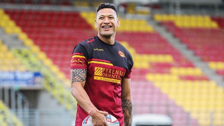 Picture by Laurent Selles/Catalans Dragons/via SWpix.com 05/02/2020 Rugby League Betfred Super League 2020 - Stade Gilbert Brutus, Perpignan - France
Catalans Dragons training. New signing Israel Folau makes his debut training session for his new club Catalans Dragons