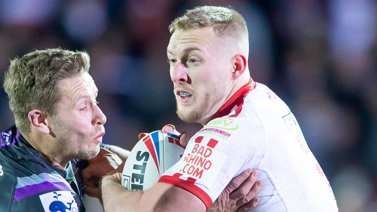 Picture by Allan McKenzie/SWpix.com - 31/01/2020 - Rugby League - Betfred Super League - Hull KR v Wakefield Trinity - Hull College Craven Park, Hull, England - Jordan Abdull is tackled by Kyle Wood.