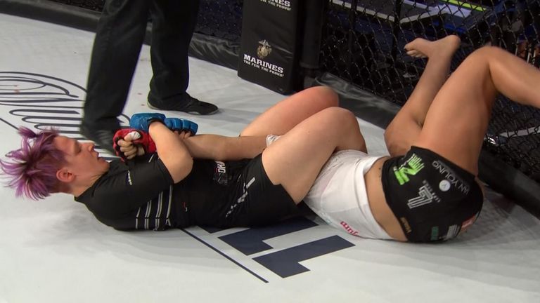 Judith Ruis has Leah McCourt in an arm bar