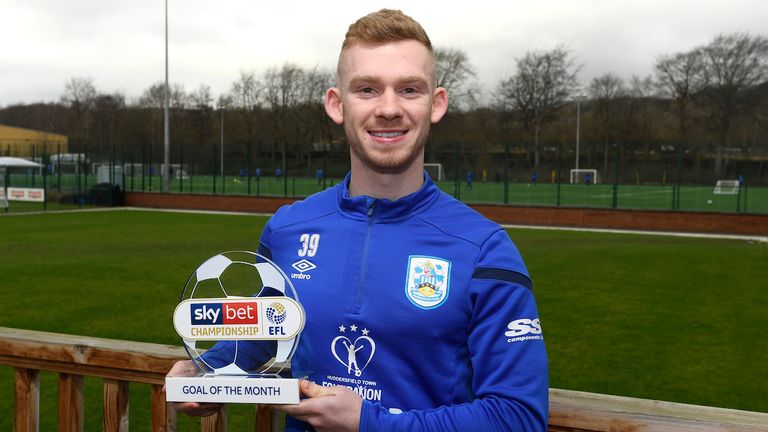 Lewis O'Brien of Huddersfield Town is presented with the Sky Bet Championship Goal of the Month Award for January 2020 - George Wood/JMP - 13/02/2020 - FOOTBALL - PPG Canalside - Huddersfield, England.LEEDS, ENGLAND - FEBRUARY 13: during the Josh Warrington Press Conference on February 13, 2020 in Leeds, England. (Photo by George Wood/Getty Images)