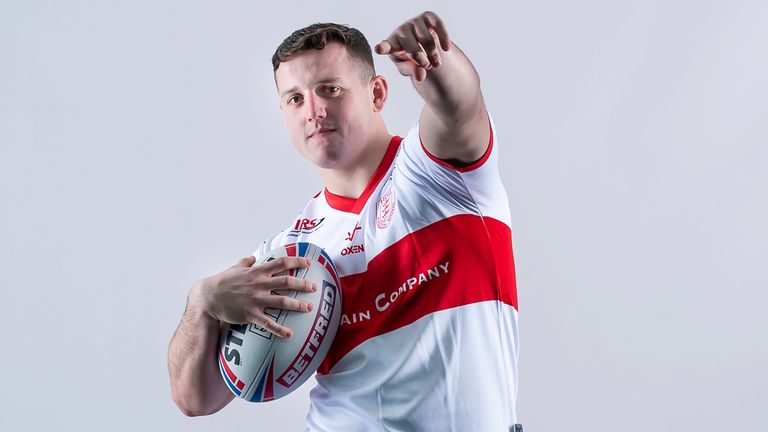 Matty Gee is set to make his Hull KR debut against Castleford