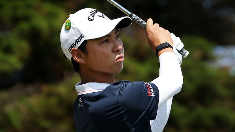Min Woo Lee takes a three-shot lead into the last round