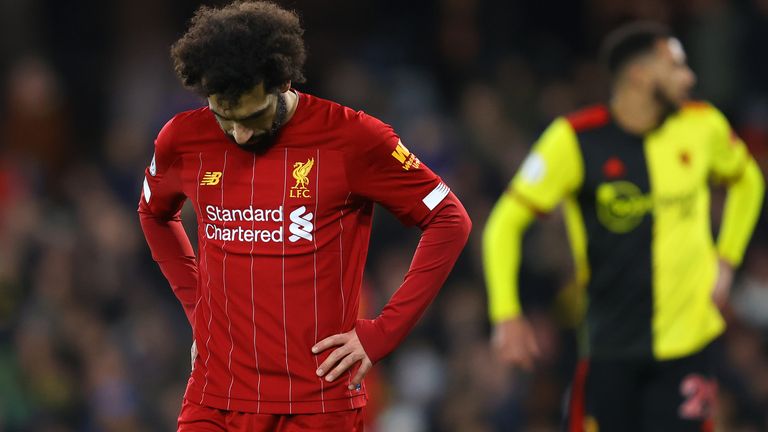 Mohamed Salah parece abatido durante el partido de Liga Premier entre Watford y Liverpool