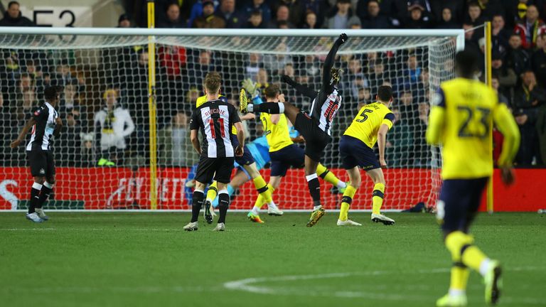 Allan Saint-Maximin fires home the winner for Newcastle against Oxford