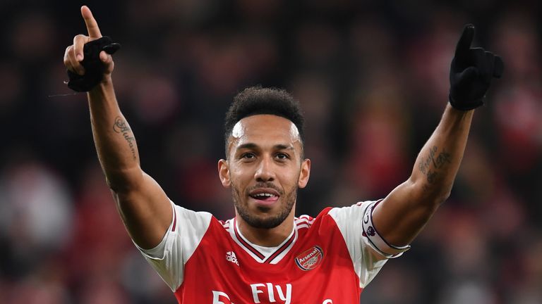 Pierre-Emerick Aubameyang celebrates following Arsenal&#39;s 3-2 win over Everton