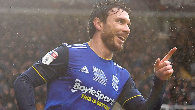 Scott Hogan in action for Birmingham City