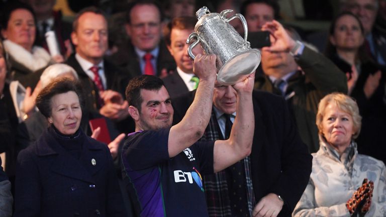 Scotland are aiming to lift the Calcutta Cup for a third straight year for the first time since 1972