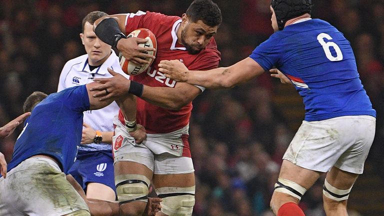 Taulupe Faletau shrugs off a tackle during Wales' defeat to France