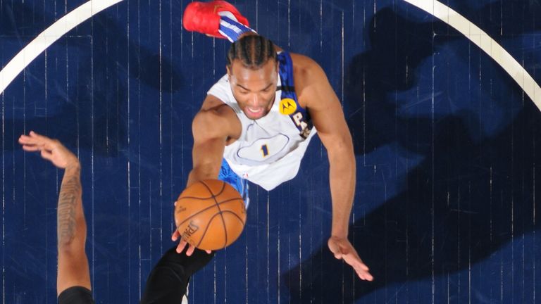 TJ Warren elevates to the rim in Indiana's win against Milwaukee