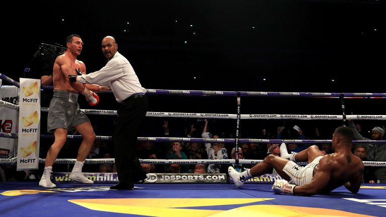 Wladimir Klitschko knocks down Anthony Joshua in the sixth round