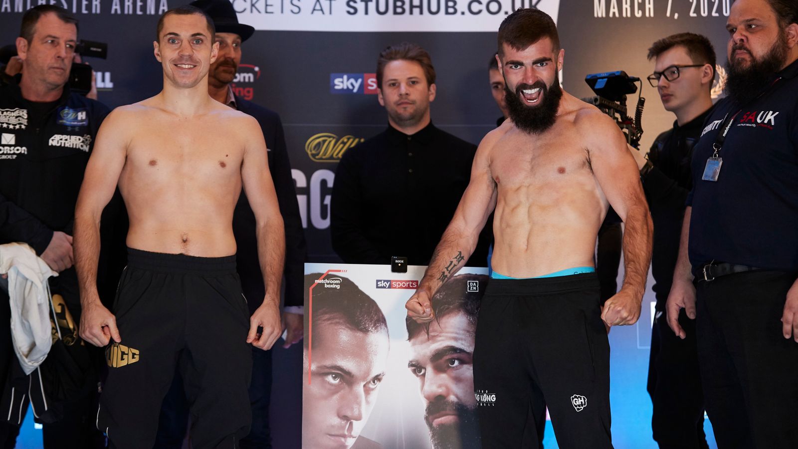 Quigg vs Carroll: Scott Quigg shoves Jono Carroll in the face at