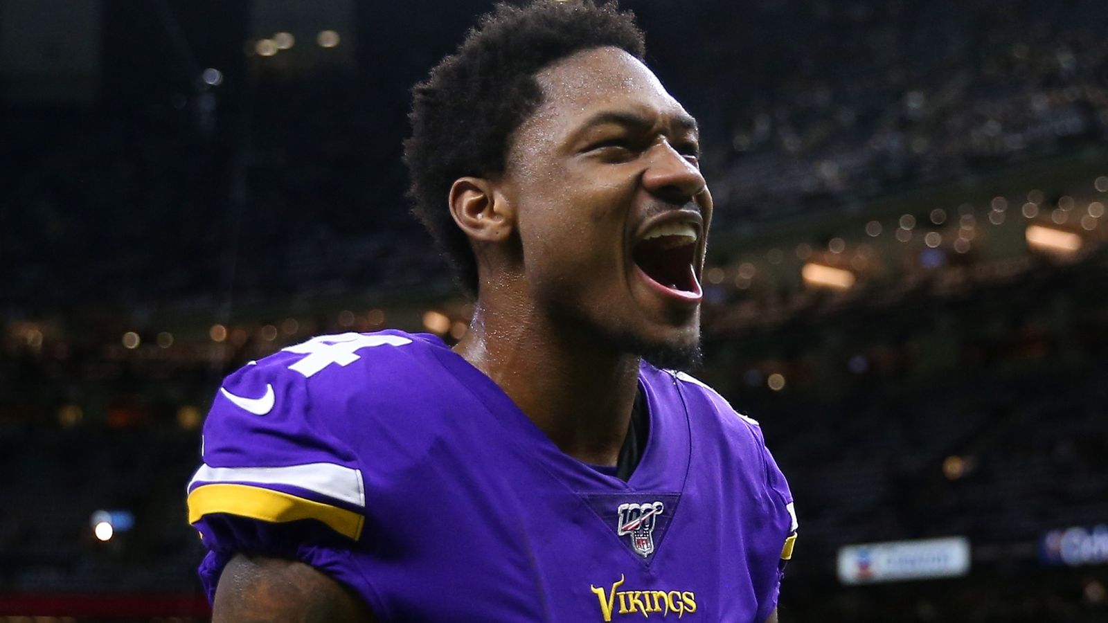 Stefon Diggs traded to Buffalo Bills for draft picks