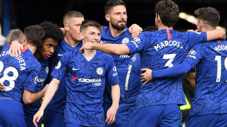 Chelsea celebrate during their thrashing of Everton at Stamford Bridge