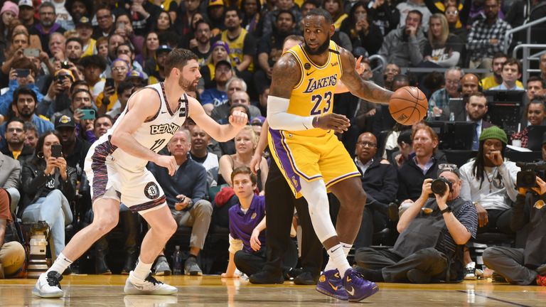 Brooklyn Nets&#39; visit to the Los Angeles Lakers