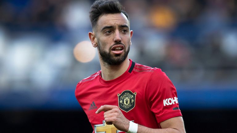 Bruno Fernandes in action during the Premier League match between Everton and Manchester United at Goodison Park
