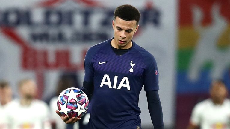 Dele Alli reacts during Spurs' match against RB Leipzig