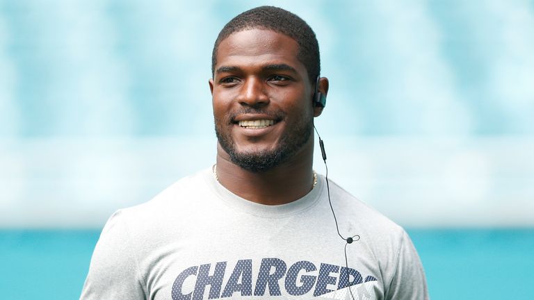 Denzel Perryman reworked his deal to remain with the Chargers