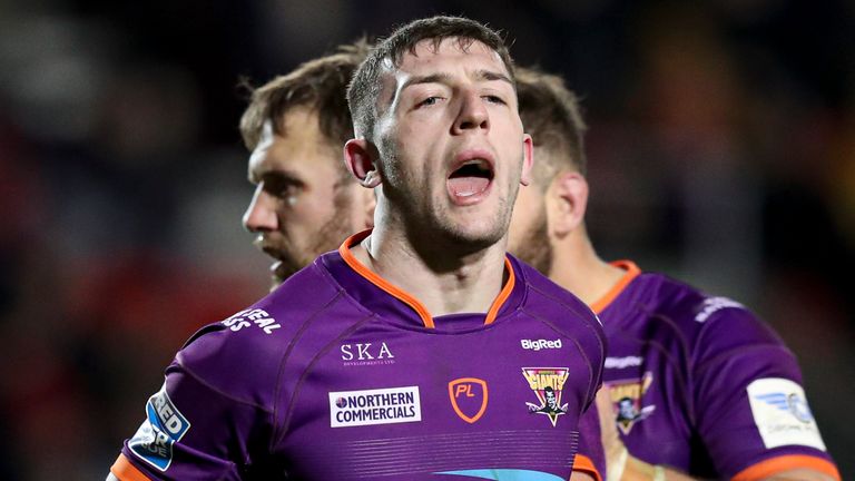 Picture by Paul Currie/SWpix.com - 06/03/2020 - Rugby League - Betfred Super League - St Helens v Huddersfield Giants - The Totally Wicked Stadium, Langtree Park, St Helens, England - Huddersfield Giants' Jake Wardle during the game