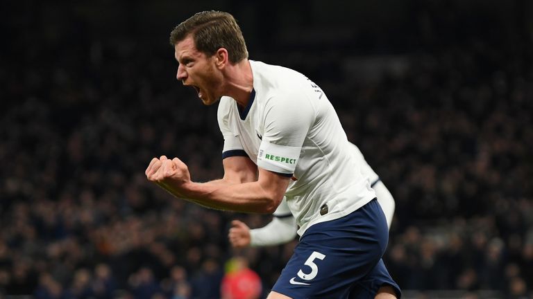 Jan Vertonghen celebrates scoring for Spurs against Norwich