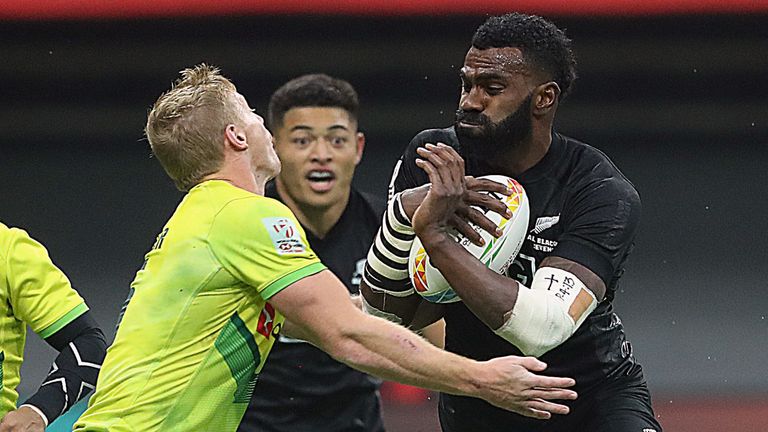 VANCOUVER, BRITISH COLUMBIA - MARCH 08: Maurice Longbottom #11, Lachie Miller #5 and Nick Malouf #10 of Australia try to stop Joe Ravouvou #4 of New Zealand during the rugby sevens final at BC Place on March 08, 2020 in Vancouver, Canada. (Photo by Trevor Hagan/Getty Images)
