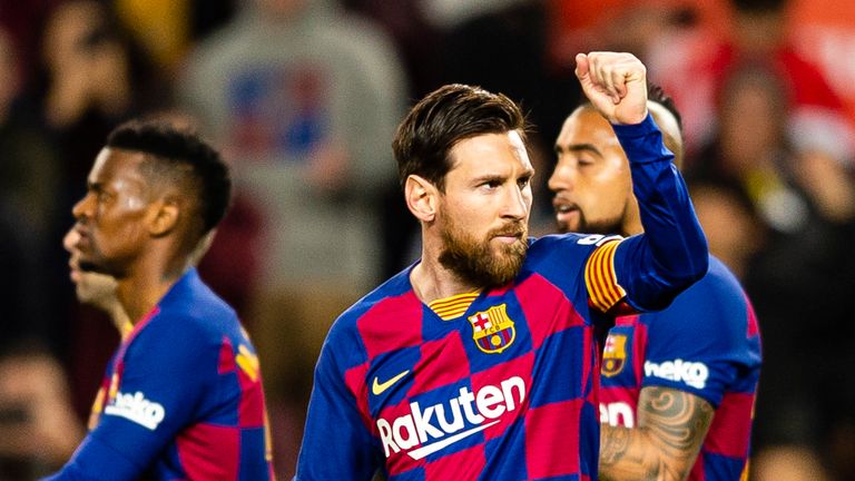 Lionel Messi's winner moved Barcelona top of La Liga