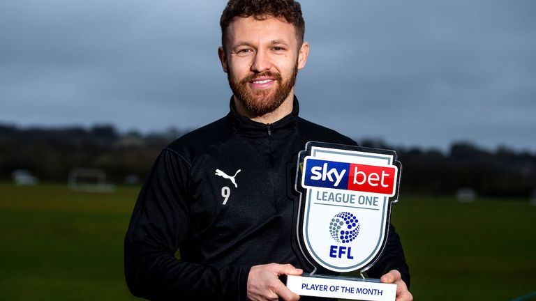 Matty Taylor of Oxford United wins the Sky Bet League One Player of the Month award for February 2020 - Mandatory by-line: Robbie Stephenson/JMP - 10/03/2020 - FOOTBALL - Oxford United Training Ground - Oxford, England - Sky Bet Player of the Month Award