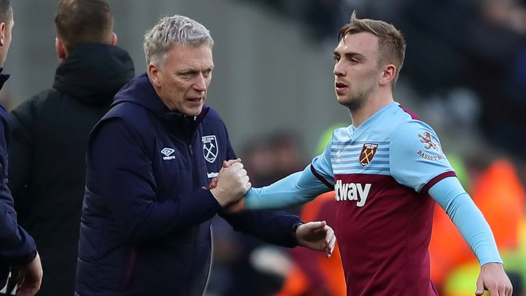  West Ham United manager / head coach David Moyes with Jarrod Bowen during the Premier League match between West Ham United and Southampton FC 