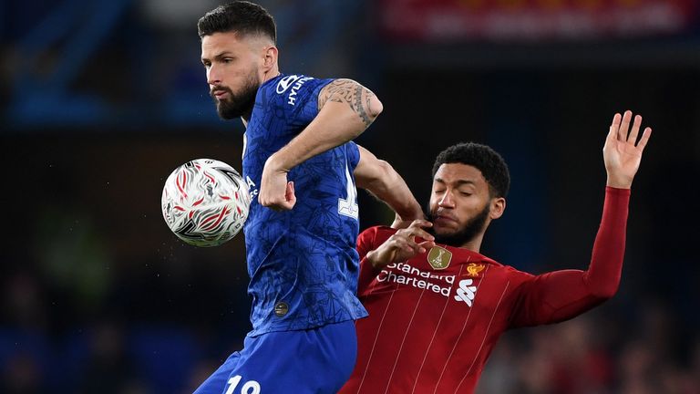 Olivier Giroud challenges Joe Gomez