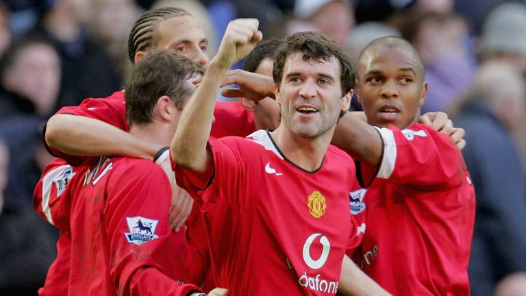 Tanto Carragher como Gerrard no pudieron dejar a Roy Keane afuera