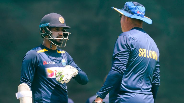 Dimuth Karunaratne Sri Lanka captain with Mickey Arthur