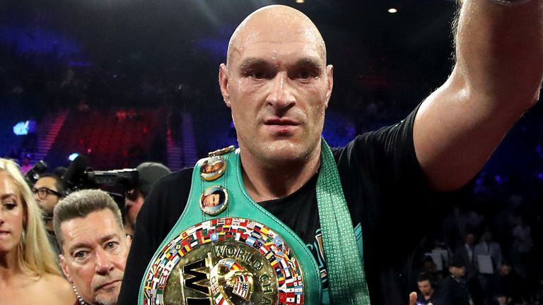 Tyson Fury derrotó a Deontay Wilder para convertirse en campeón del CMB en febrero