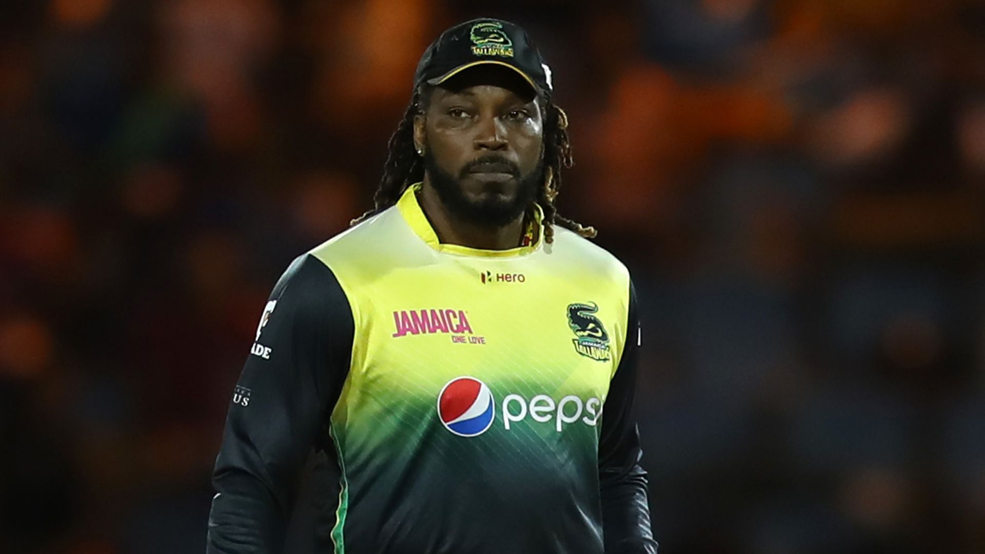 Gayle calls Sarwan 'a snake' after Tallawahs release