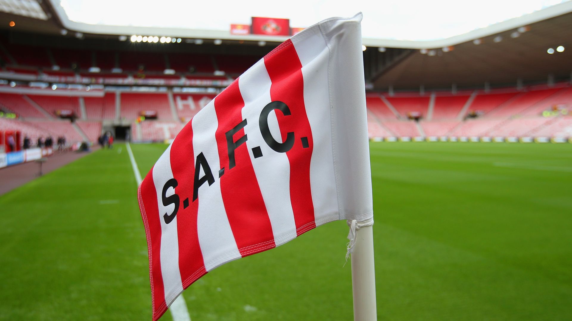 Sunderland: End L1 on pitch, not in court