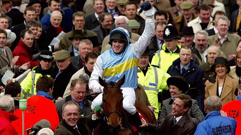 Kieran Kelly celebrates his victory on Hardy Eustace in the Royal & SunAlliance Novices' Hurdle at the Cheltenham Festival