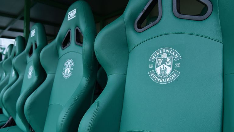 EDINBURGH, SCOTLAND - JULY 20: A general dugout view before Scottish League Cup match between Hibernian and Alloa at Easter Road on July 20, 2019 in Edinburgh, Scotland. (Photo by Callum Landells/Getty Images)