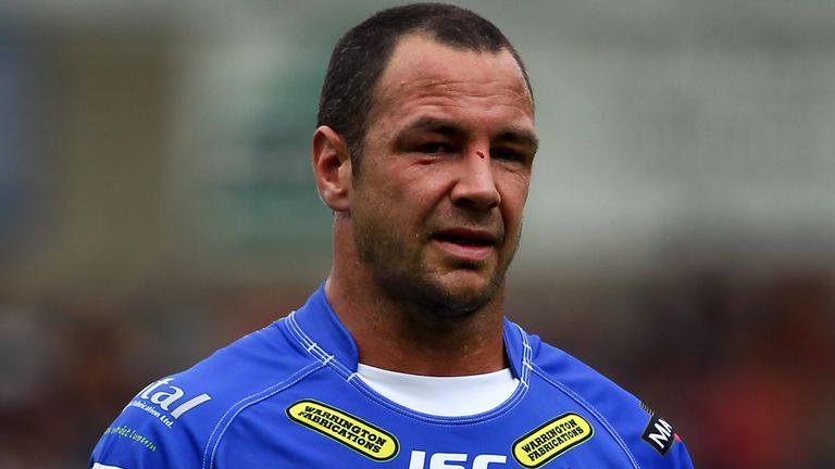 PICTURE BY ALEX WHITEHEAD/SWPIX.COM - Rugby League - Super League - Warrington Wolves v Wigan Warriors - Halliwell Jones Stadium, Warrington, England - 11/08/12 - Warrington's Adrian Morley.