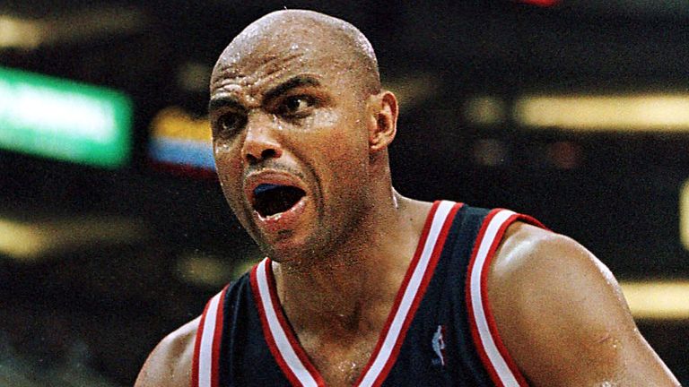 Charles Barkley en acción para los Houston Rockets