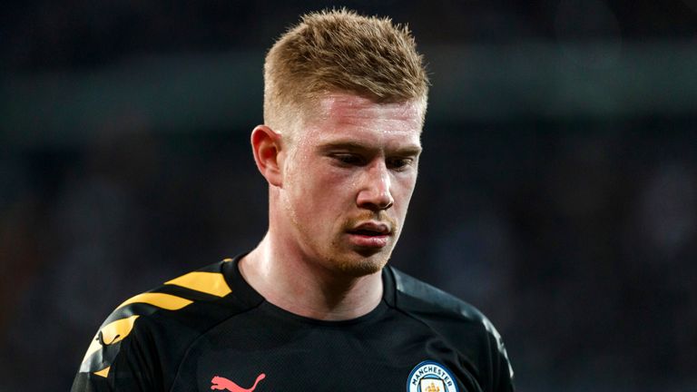 MADRID, SPAIN - FEBRUARY 26: (BILD ZEITUNG OUT) Kevin De Bruyne of Manchester City looks on during the UEFA Champions League round of 16 first leg match between Real Madrid and Manchester City at Bernabeu on February 26, 2020 in Madrid, Spain. (Photo by DeFodi Images via Getty Images)
