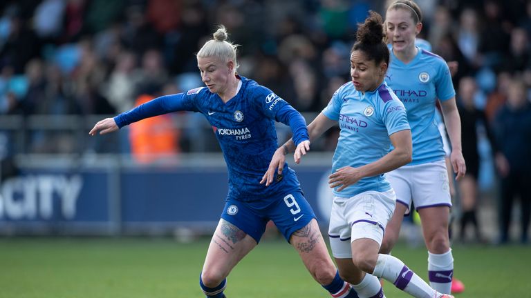 Bethany England of Chelsea and Demi Stokes of Manchester City in action during the FA Women&#39;s Super League 