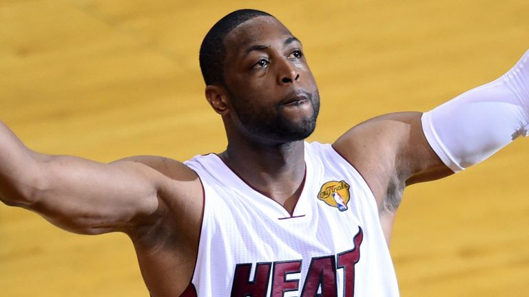 Dwyane Wade savours the applause from the Miami Heat fans