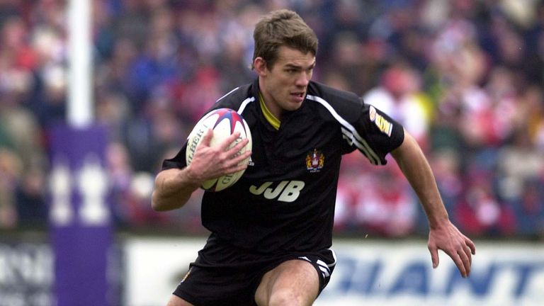 Pix: Simon Wilkinson/SWpix.com. Rugby League Challenge Cup, first round. St. Helens v Wigan. 10/02/2001...COPYWRIGHT PICTURE>>SIMON WILKINSON>>01943 436649>>..Wigan's Gary Connolly