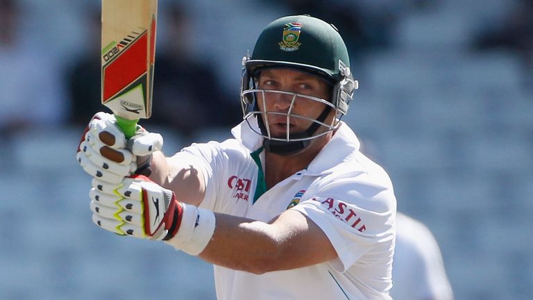 during day 5 of the 2nd Investec Test Match between England and South Africa at Headingley on August 6, 2012 in Leeds, England.