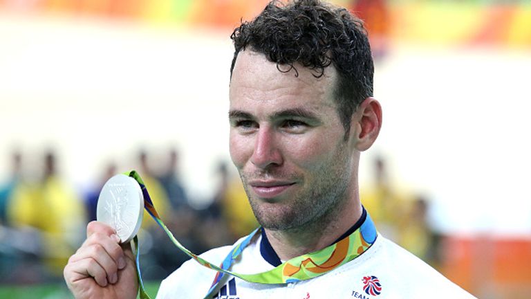 Mark Cavendish of poses won a silver medal  in the men's omnium race of at the Rio Olympic Games